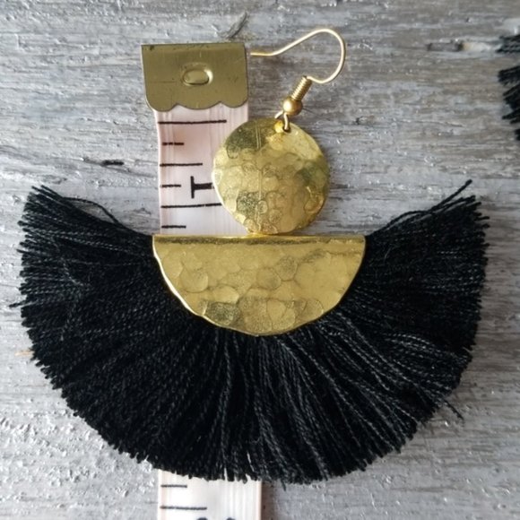 Handmade Black Fan Tassel Earrings - Picture 2 of 3